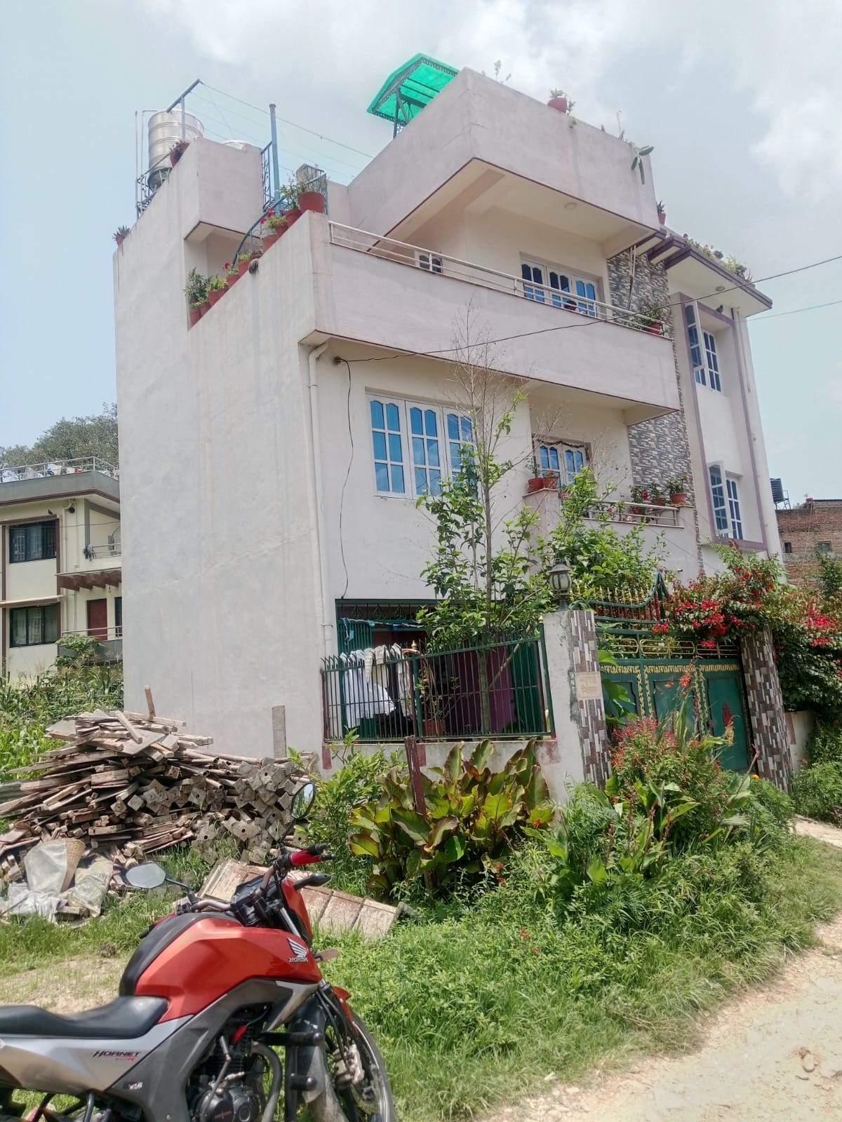 काठमाडौं किर्तिपुर भत्केपाटी मुनि रारा हिल भन्दा माथि