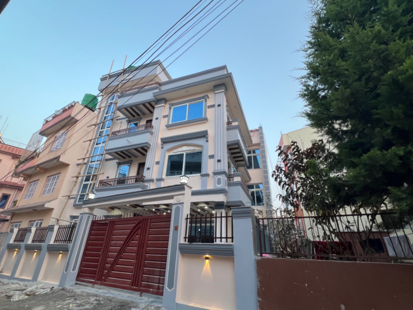 #SS1195 Triplex House on sell at Saanaagaau highway najikai , Mahalaxmi