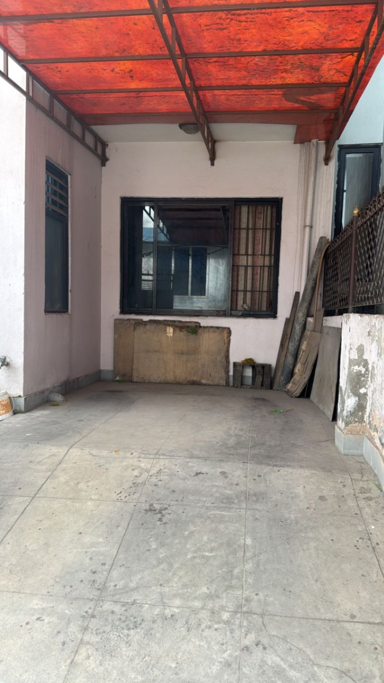 #SS1276 Bungalow House on sell at Satungal, Chandragiri