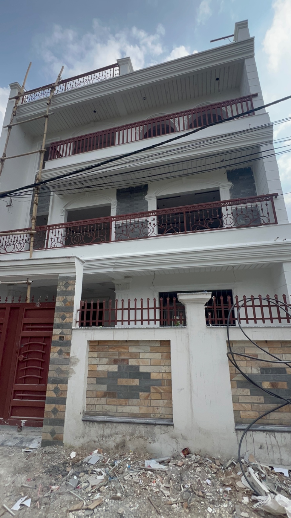 #SS2214 Triplex House on sell at Imaadol tempopark , Mahalaxmi