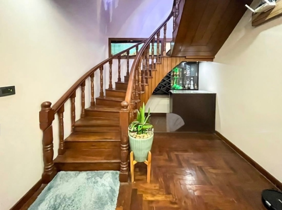 #SS1807 Bungalow House on sell at Raniban, Nagarjun