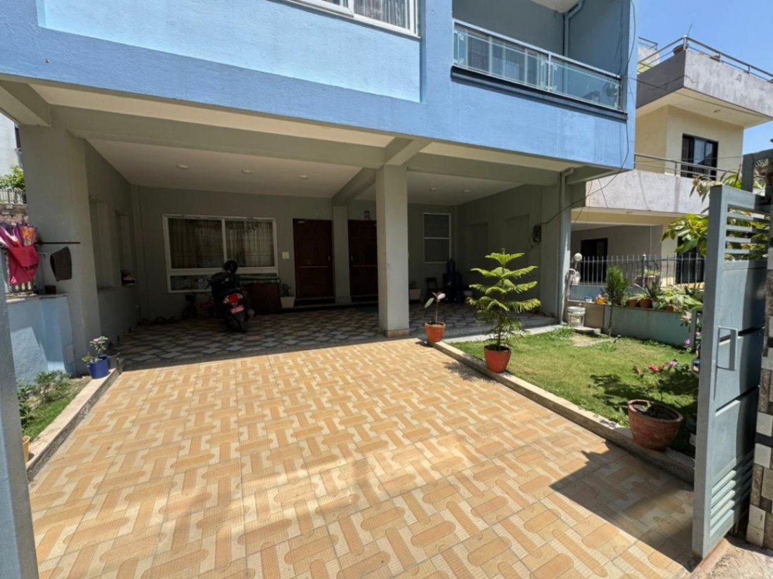 #SS1503 Triplex House on sell at Dhunchepakha, Madhyapur