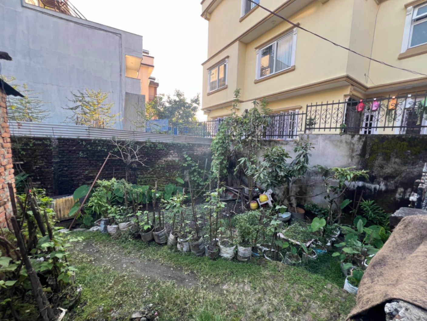 #SS2768 Semi-commericial Land on sell at Dhumbarahi, Kathmandu