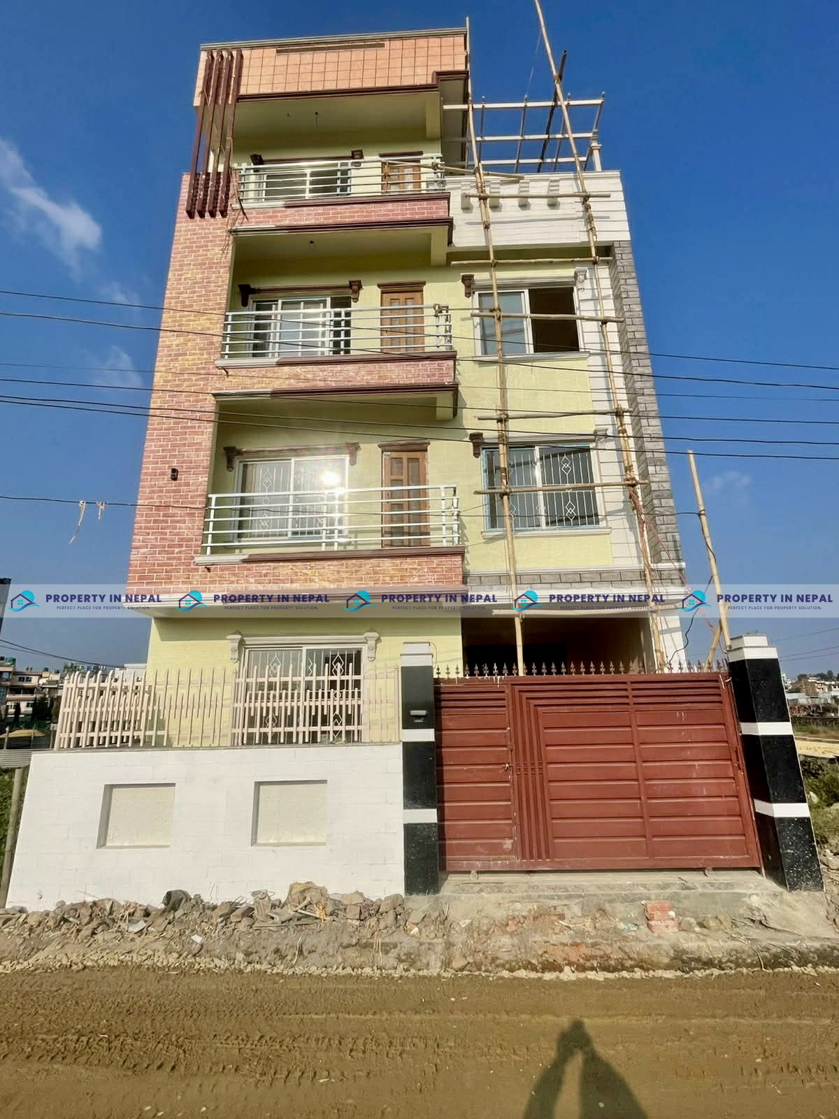House For Sale at Pepsicola