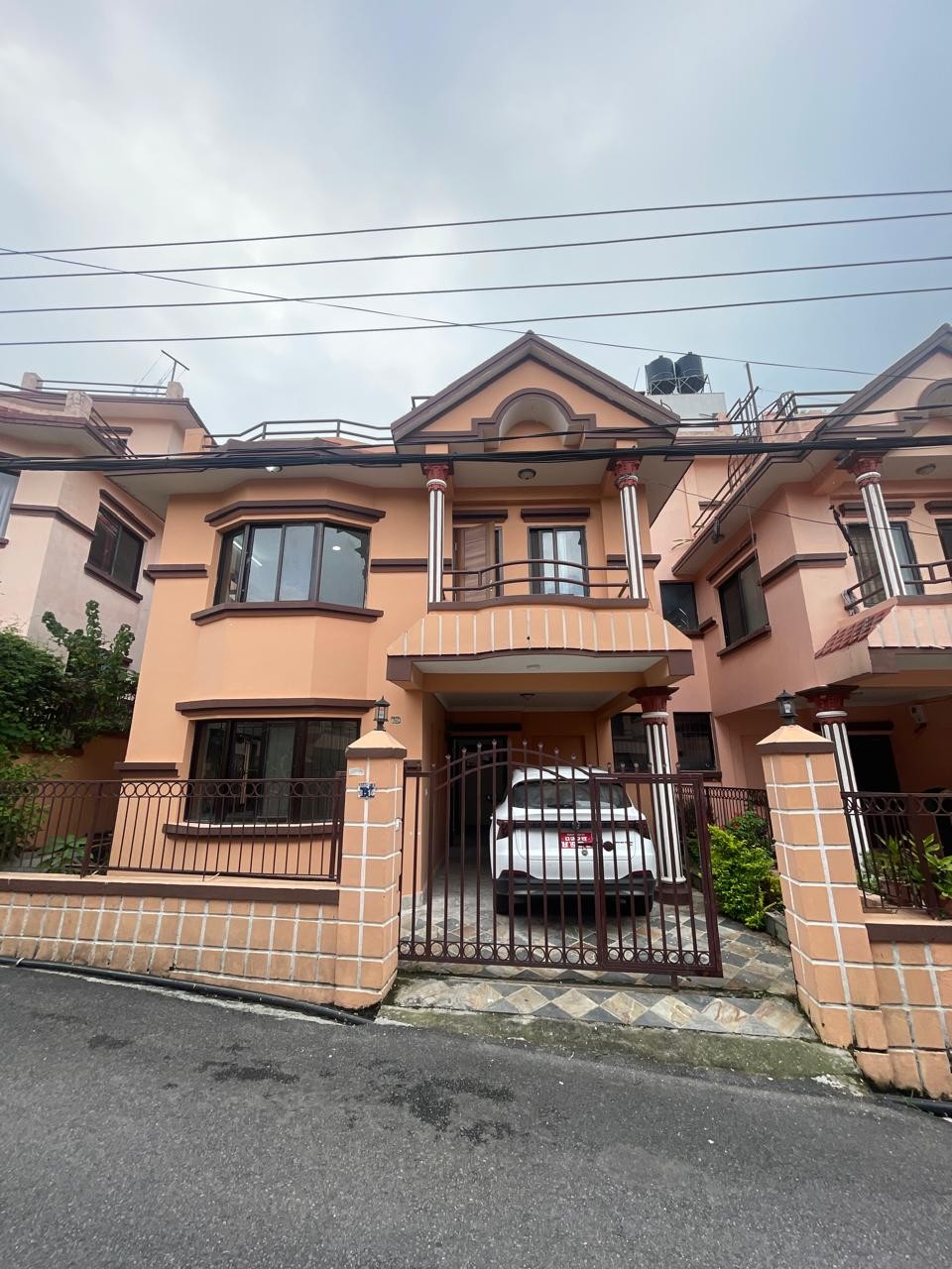 East-facing 2½-storey family bungalow at Block A, B-14, Padma Colony, Sitapaila (Nagarjun Municipality)