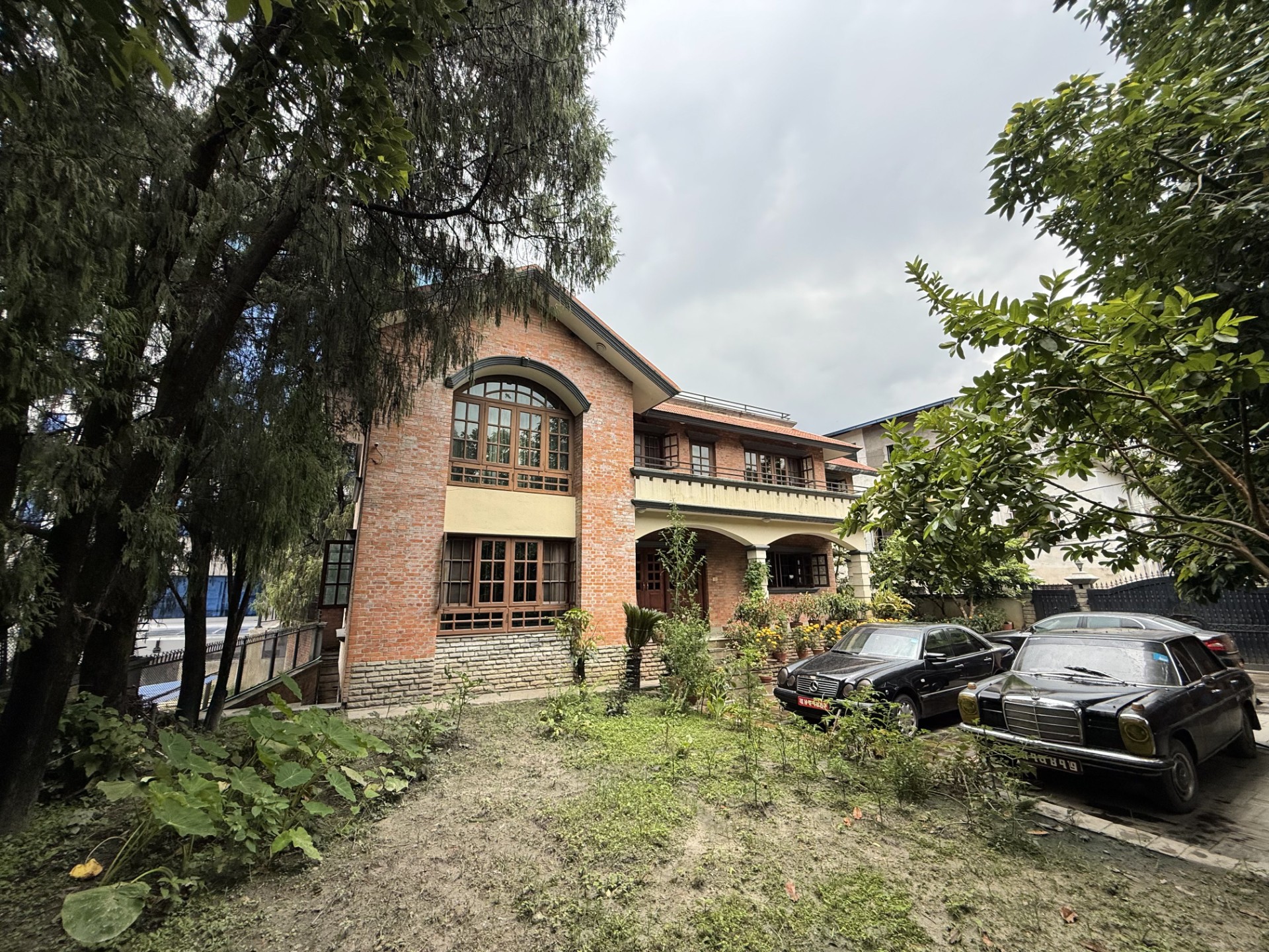 Premium House for Rent – Baneshwor, Manbhawan