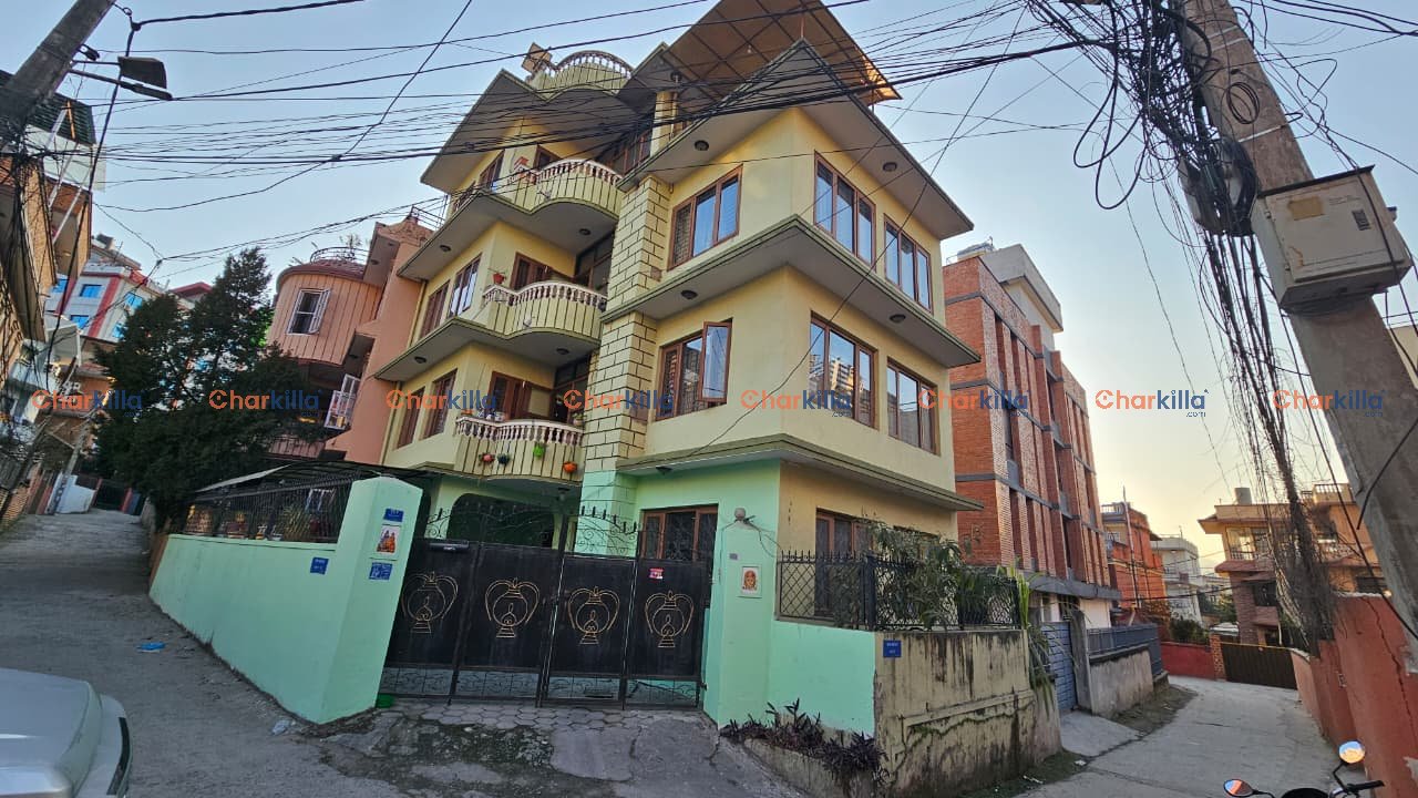 HOUSE FOR SALE IN JHAMSIKHEL