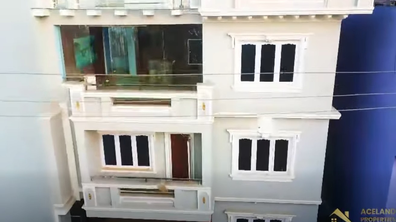 Gorgeous Flat System Bungalow at Greenland, Kathmandu FOR SALE Land Area: 6Anna 3 Paisa 600 mtrs from main road