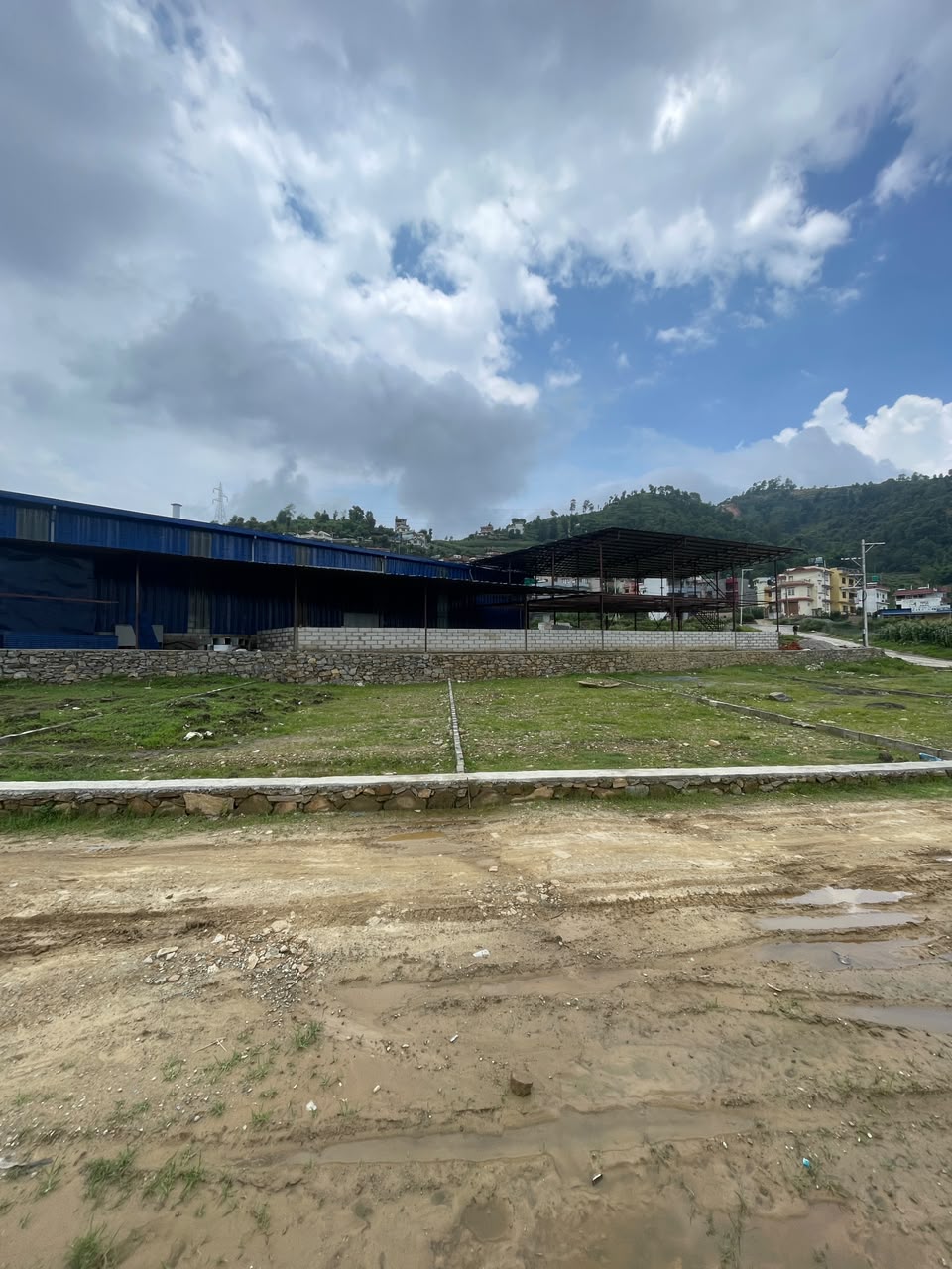 4 aana & 5 aana land
